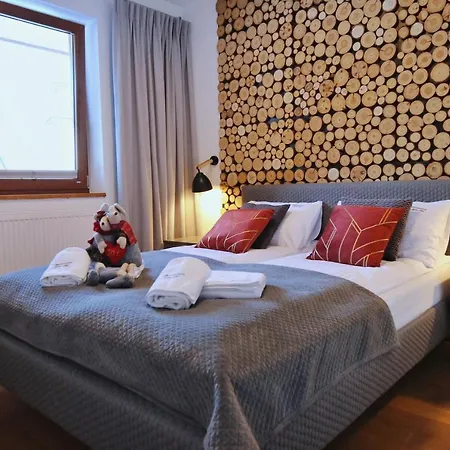 Harnasiowa Izba - Polana Szymoszkowa